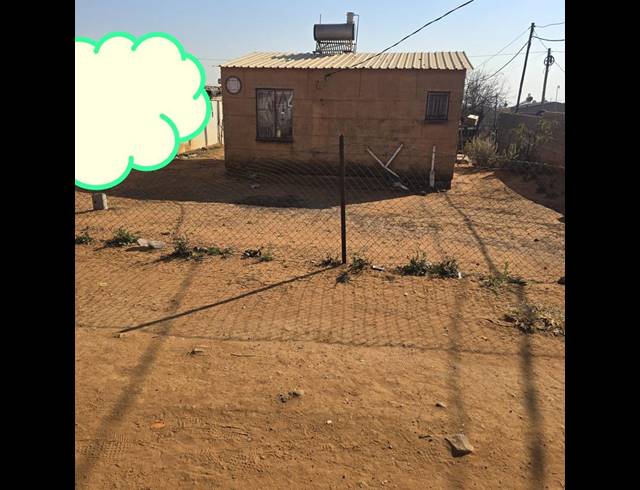 1 BEDROOM HOUSE FOR SALE IN LEHAE